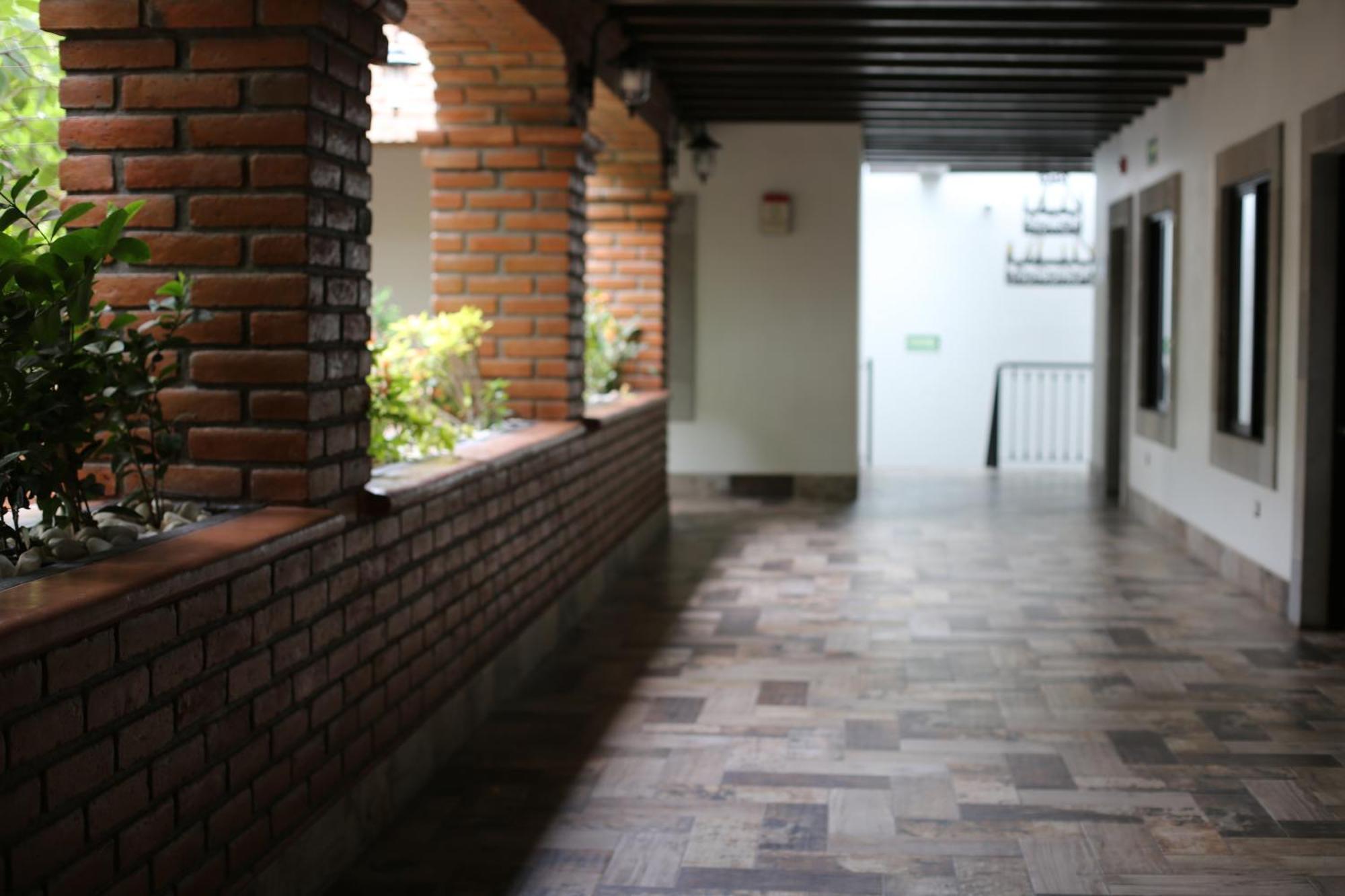Punto Madero Hotel & Plaza Mocorito Exterior photo