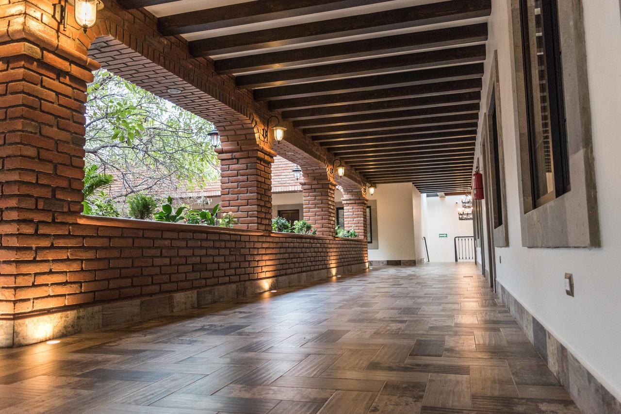 Punto Madero Hotel & Plaza Mocorito Exterior photo