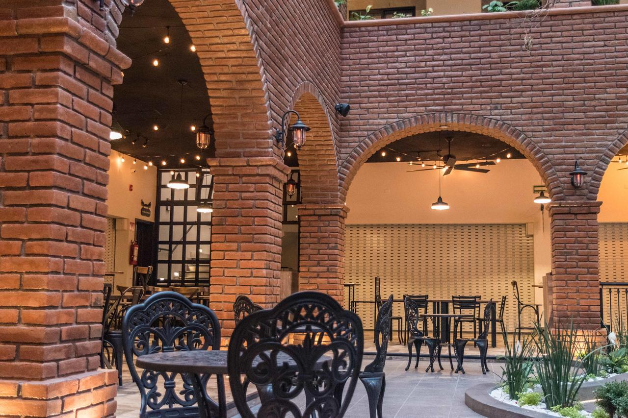 Punto Madero Hotel & Plaza Mocorito Exterior photo